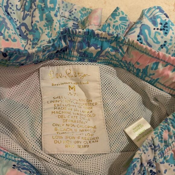 Lilly Pulitzer junior capri swim trunks with Tropical Print SZ Medium(5-7) - Picture 5 of 8